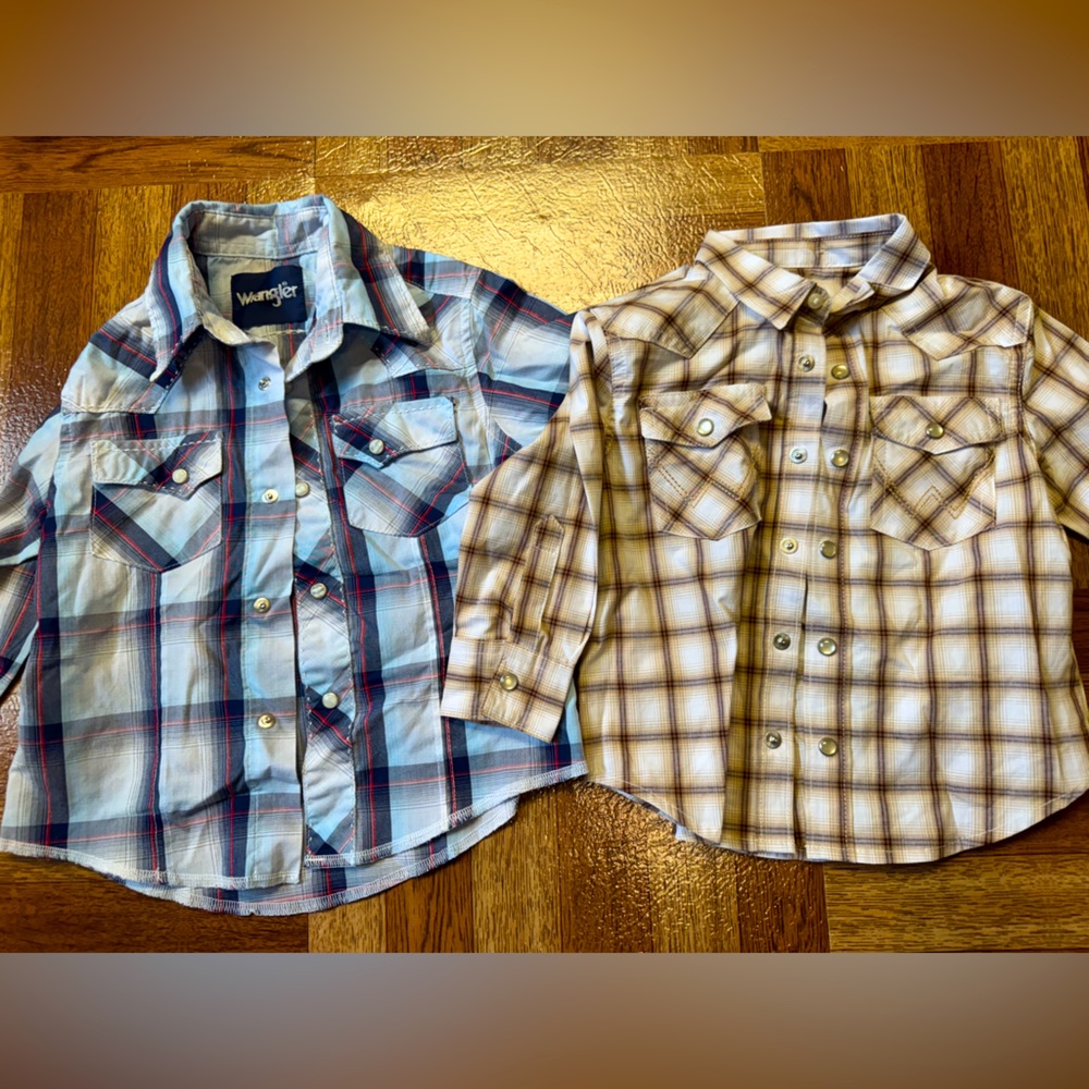Wrangler pearl snap long sleeves one is a 3T other is XXS